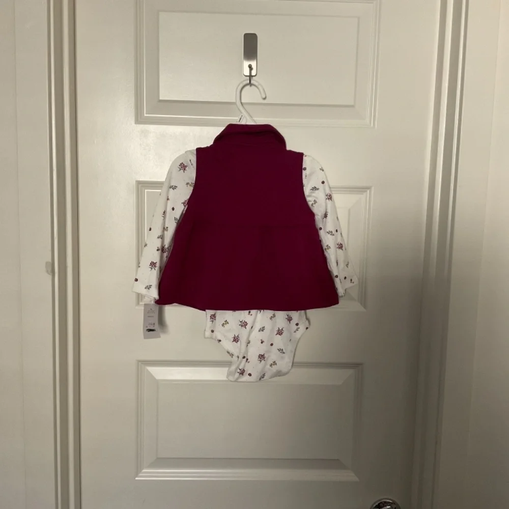 Carter’s Floral Long Sleeve Onesie/Vest‎ Set